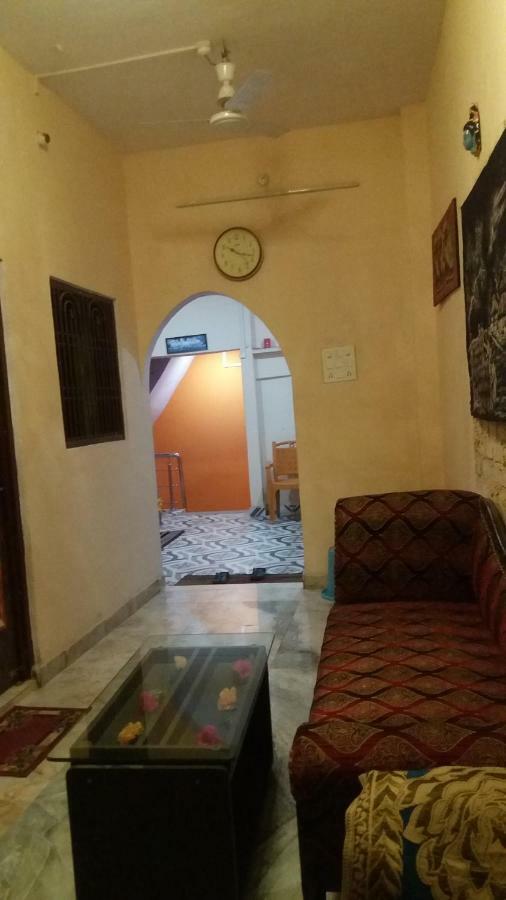 Mother Hostel Varanasi Exterior foto